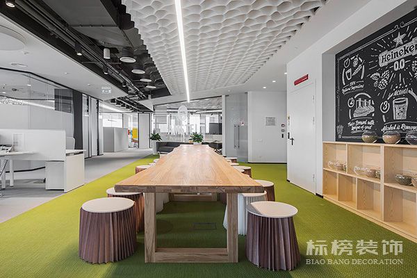 寫字樓辦公室裝修什么風(fēng)格好？